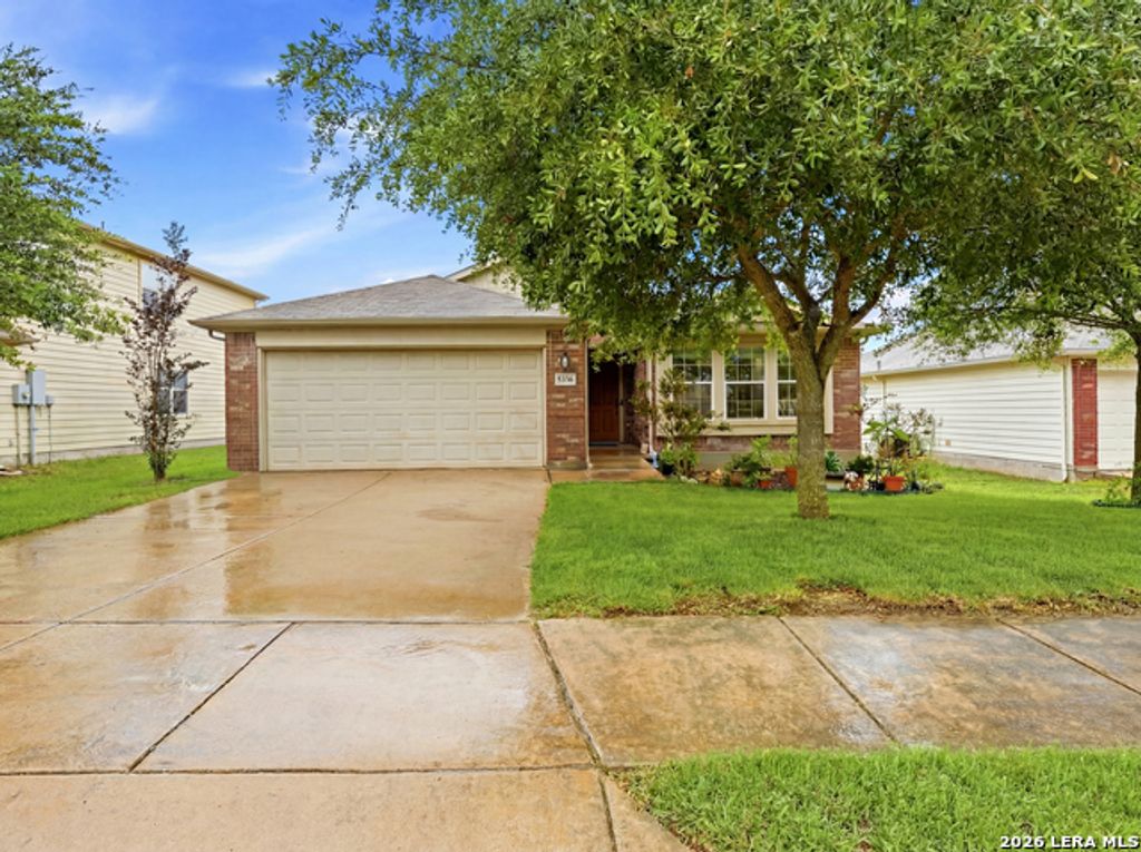 5336 Storm King, Schertz