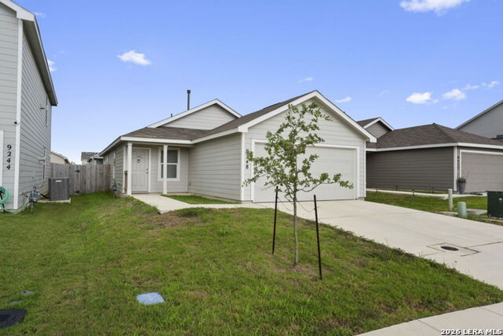 9248 James Bowie, Seguin