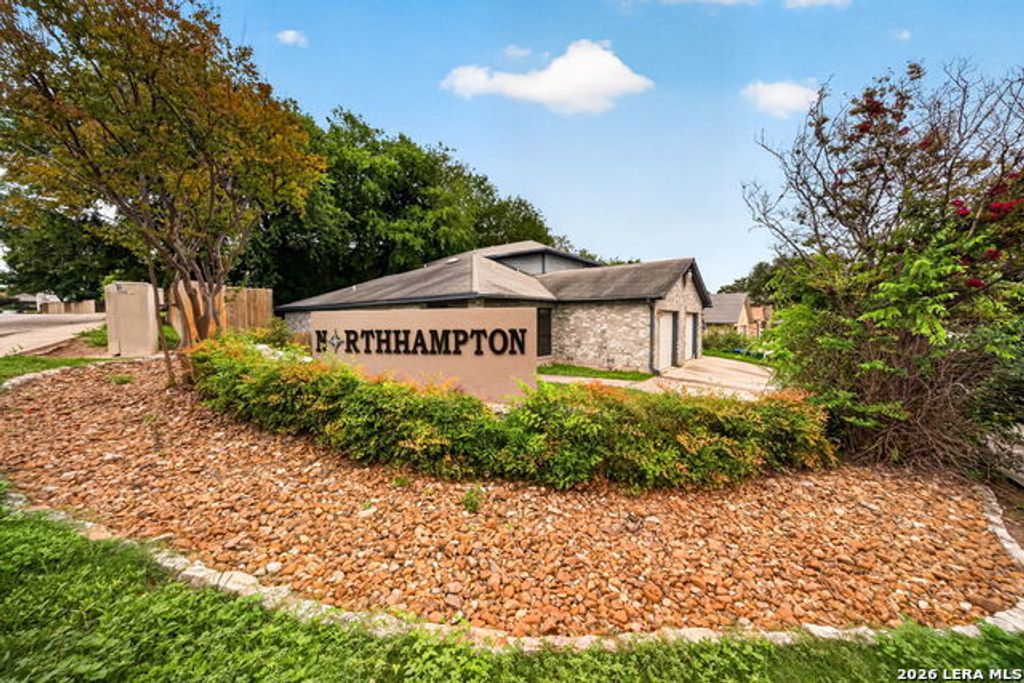 8534 Sir Galahad, San Antonio