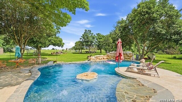Lake McQueeney Real Estate - MLS # 1990759S, Residential real estate for Sale in WOODLAKE, MLS Listings # 1990759S