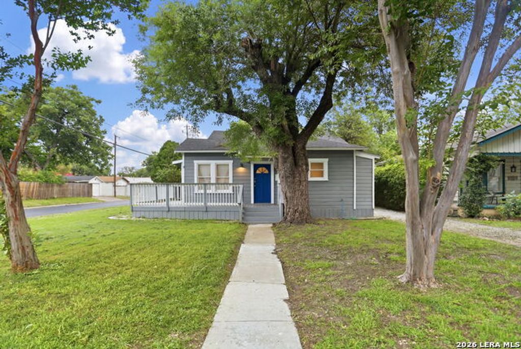 1502 W Elsmere, San Antonio