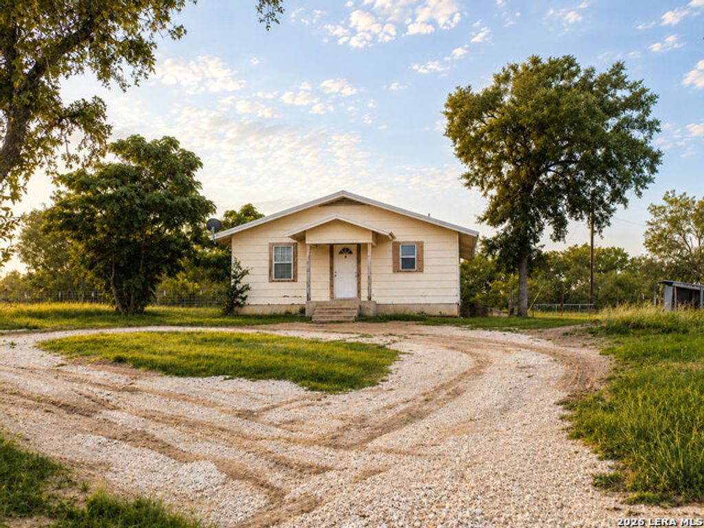 512 Southwind Loop, Seguin