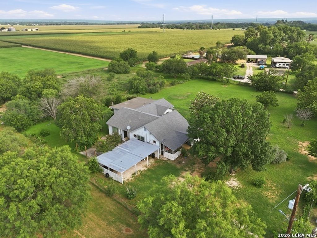 14011 Wisdom Rd, Atascosa