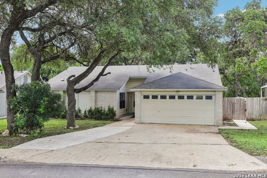 7111 Bart Hollow Dr, San Antonio
