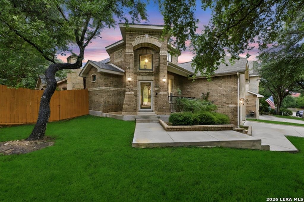 707 Rolling Grove, San Antonio