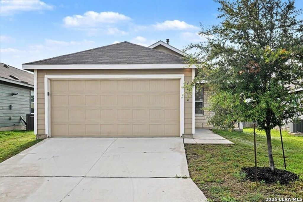 5414 Daphne Path, San Antonio