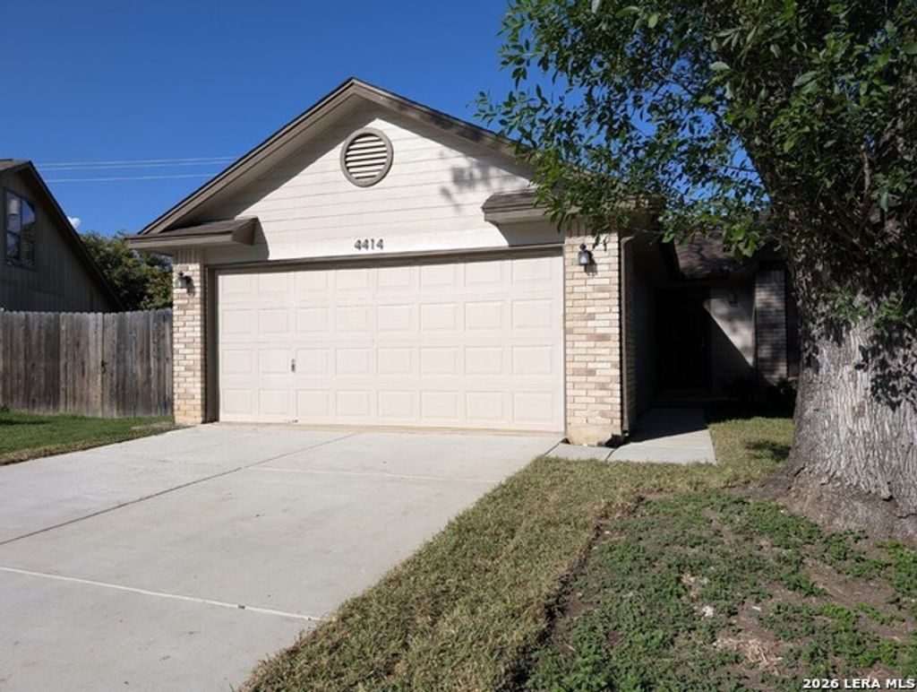 4414 Knollmanor, San Antonio