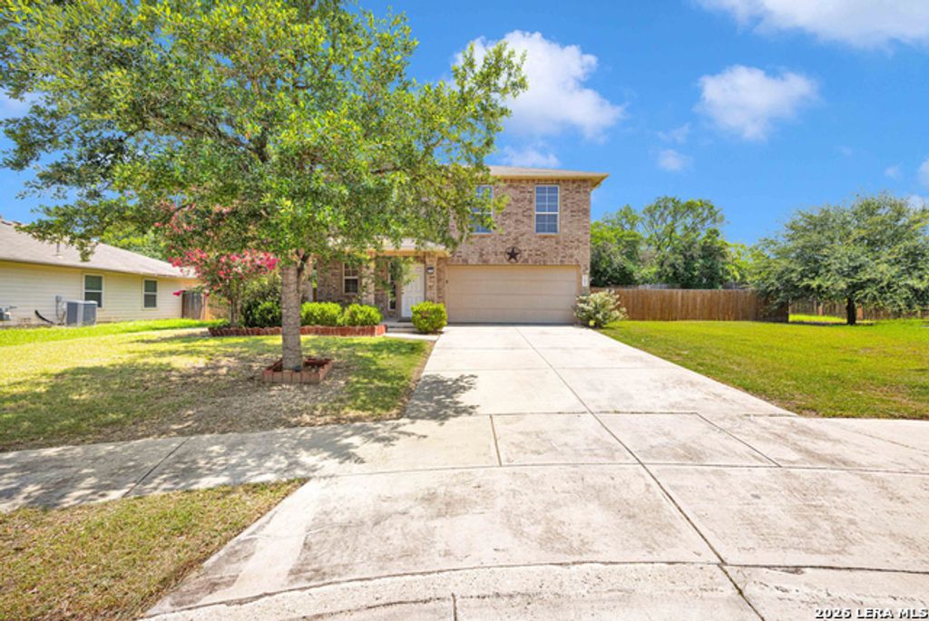 701 Hollow Rdg, Schertz