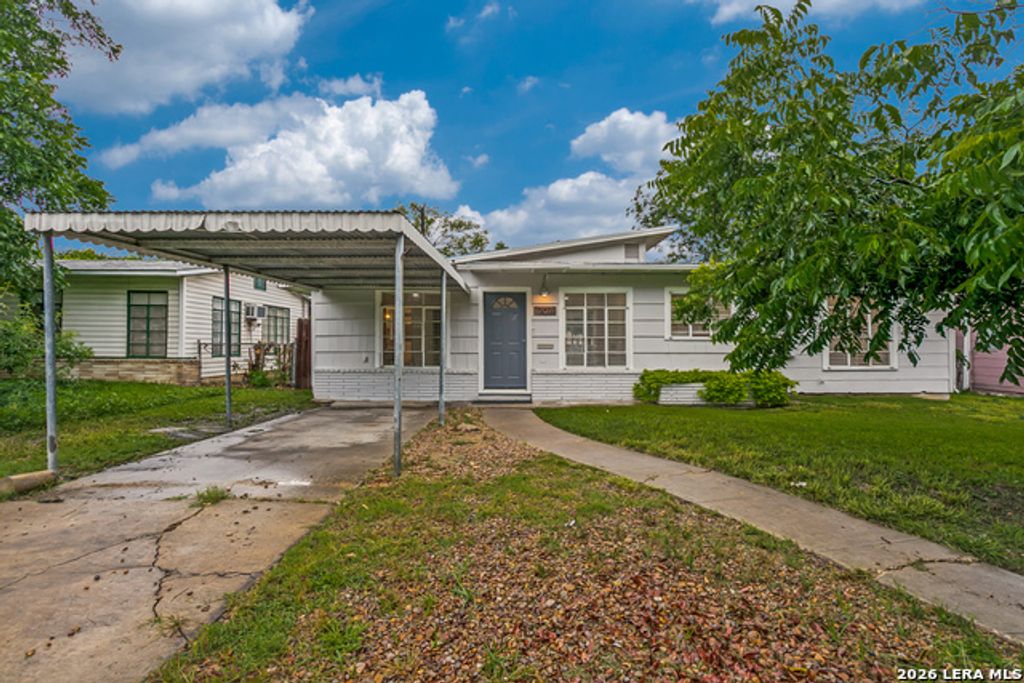 707 Sumner Dr, San Antonio
