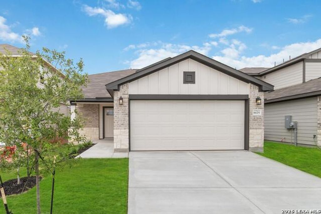 8557 Merlin Cove, San Antonio