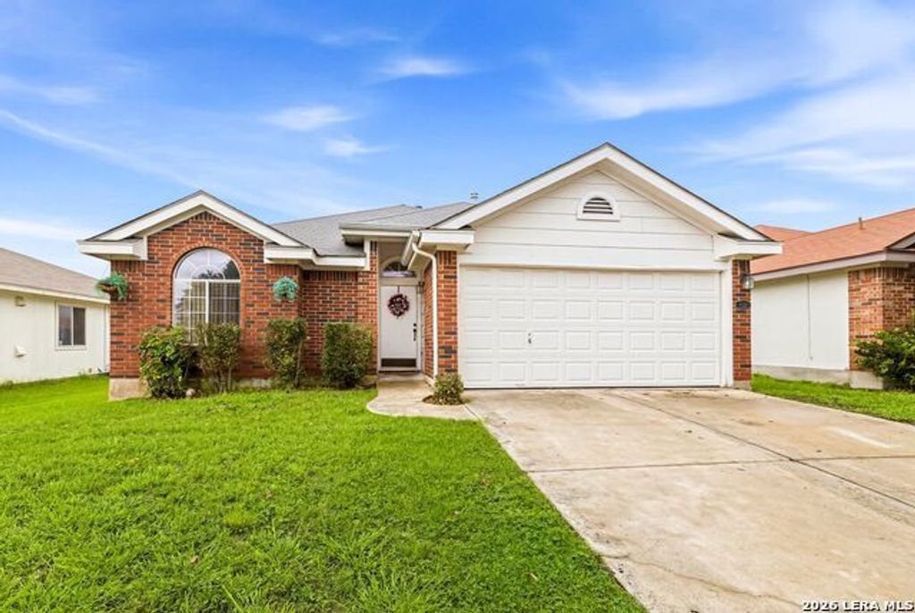 8426 Pigeonberry Dr, Converse