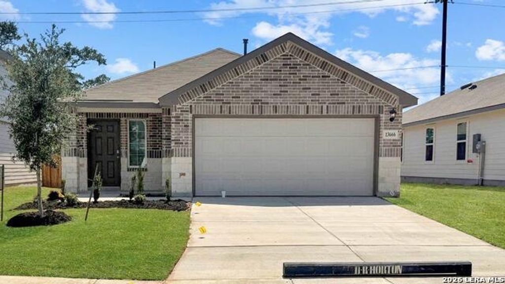 13666 Gunnison Quartz, San Antonio