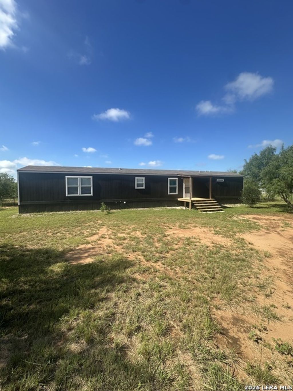 825 County Road 640, Hondo