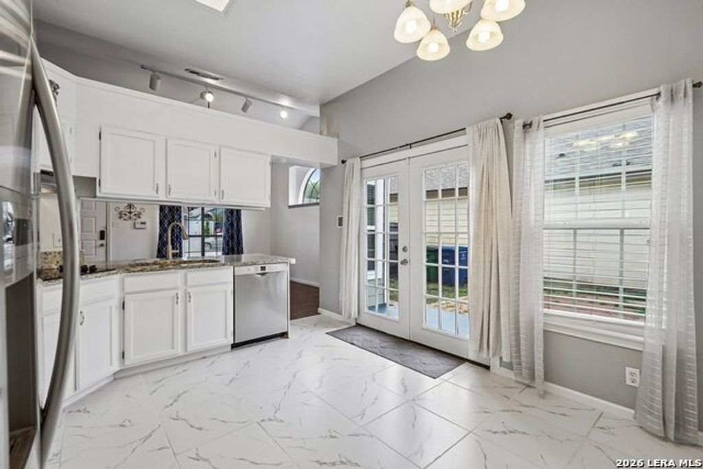 8724 Seven Seas, San Antonio