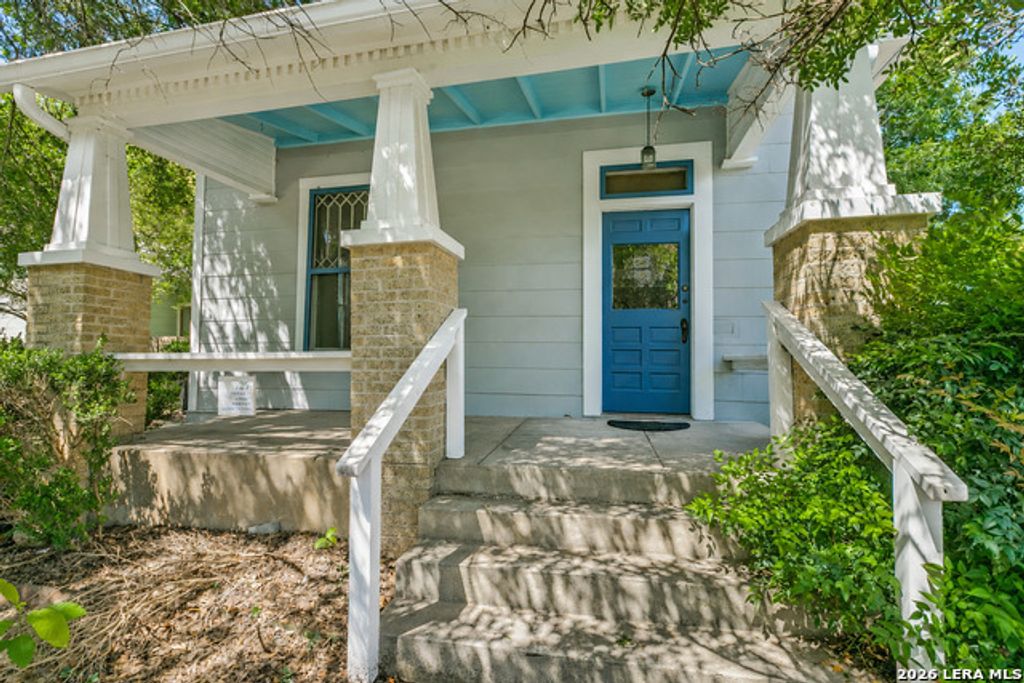 325 Cedar Street, San Antonio