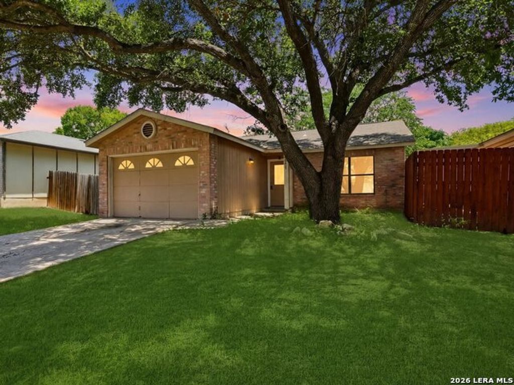 6807 Celes Meadow Dr, Converse