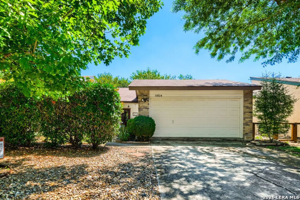 11834 Burning Bend St, San Antonio