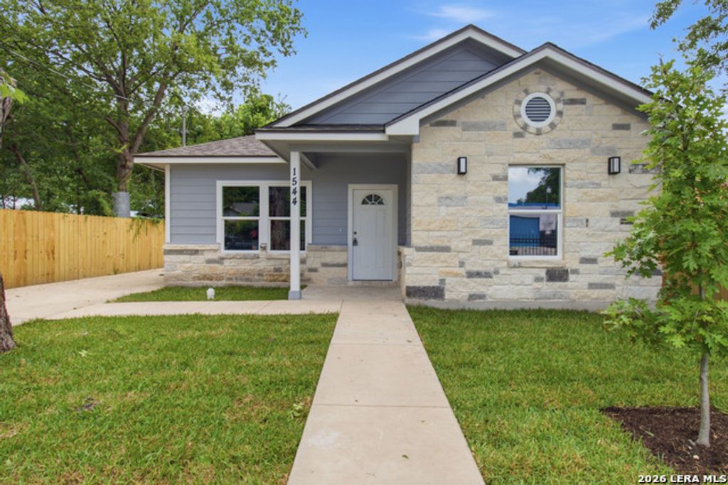 1544 Brighton, San Antonio