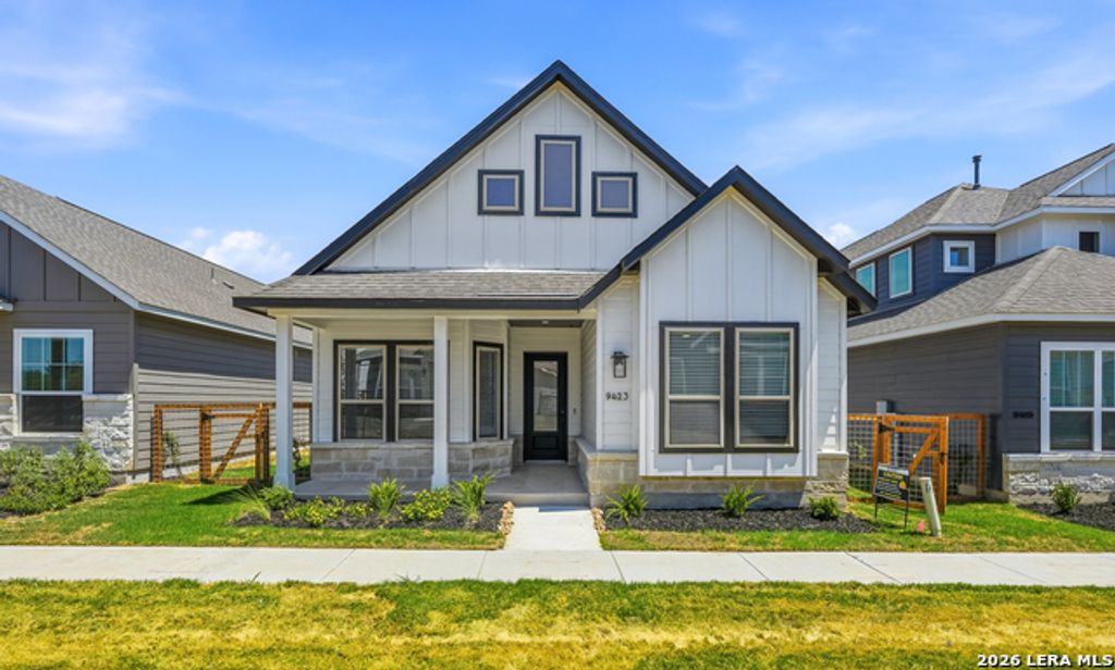 9423 Hidden Stone, Schertz