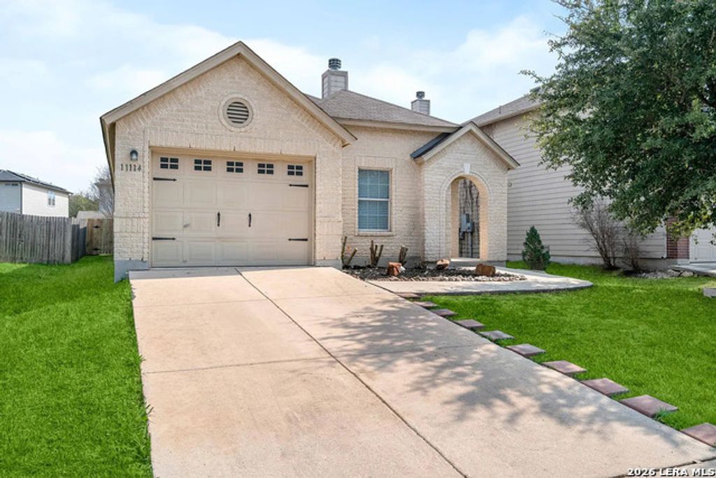 11114 Barclay Pt, San Antonio