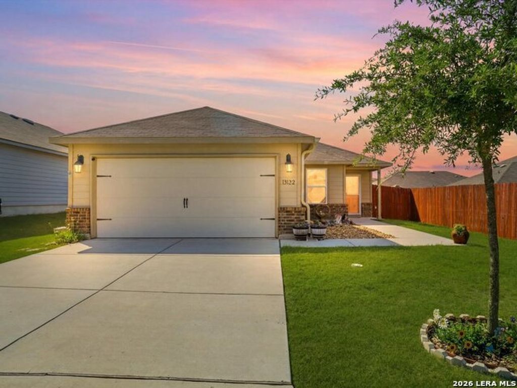13122 Heathers Arrow, St Hedwig
