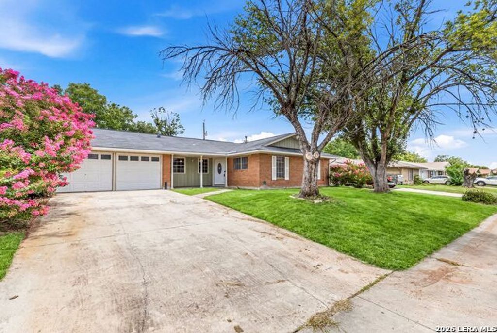4623 Old Coach Lane, San Antonio