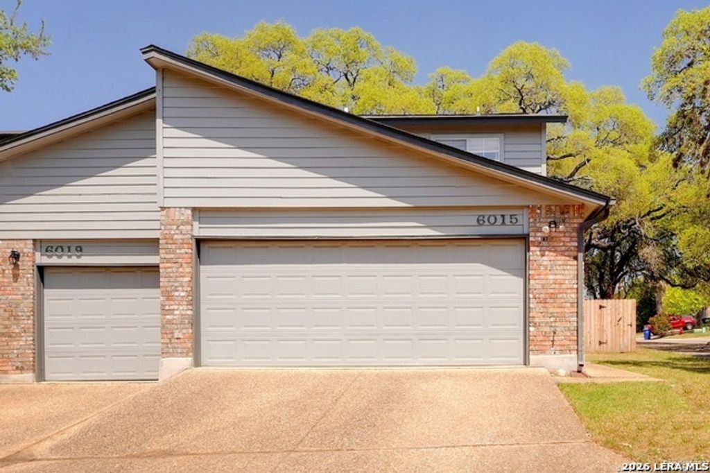6015 Loch Maree, San Antonio