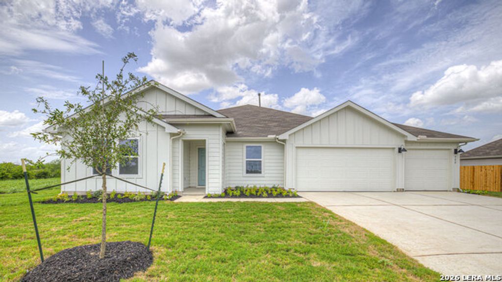 500 Mcginty Meadow Drive, Lockhart