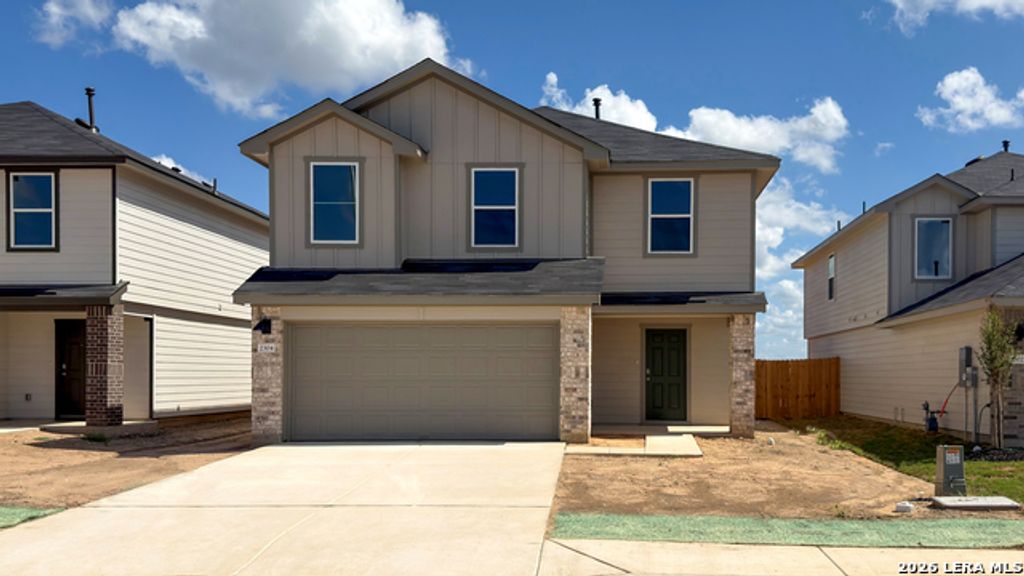 2304 Red Bird Trace, Lockhart