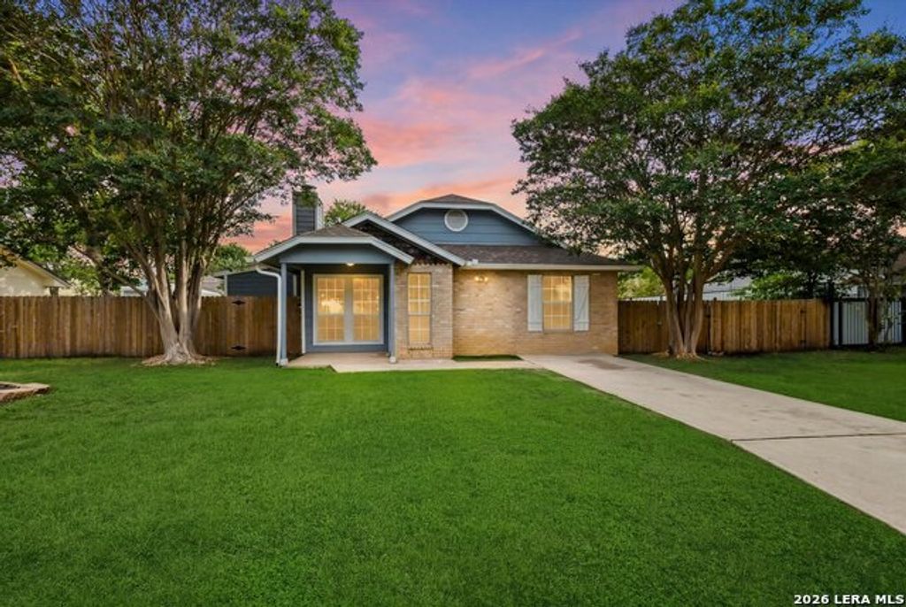 110 Lehmann St, Boerne