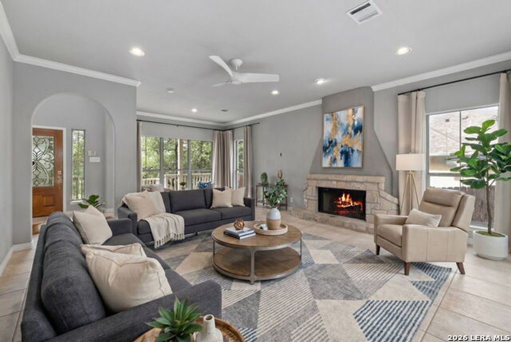 257 Deer Cross Ln, San Antonio
