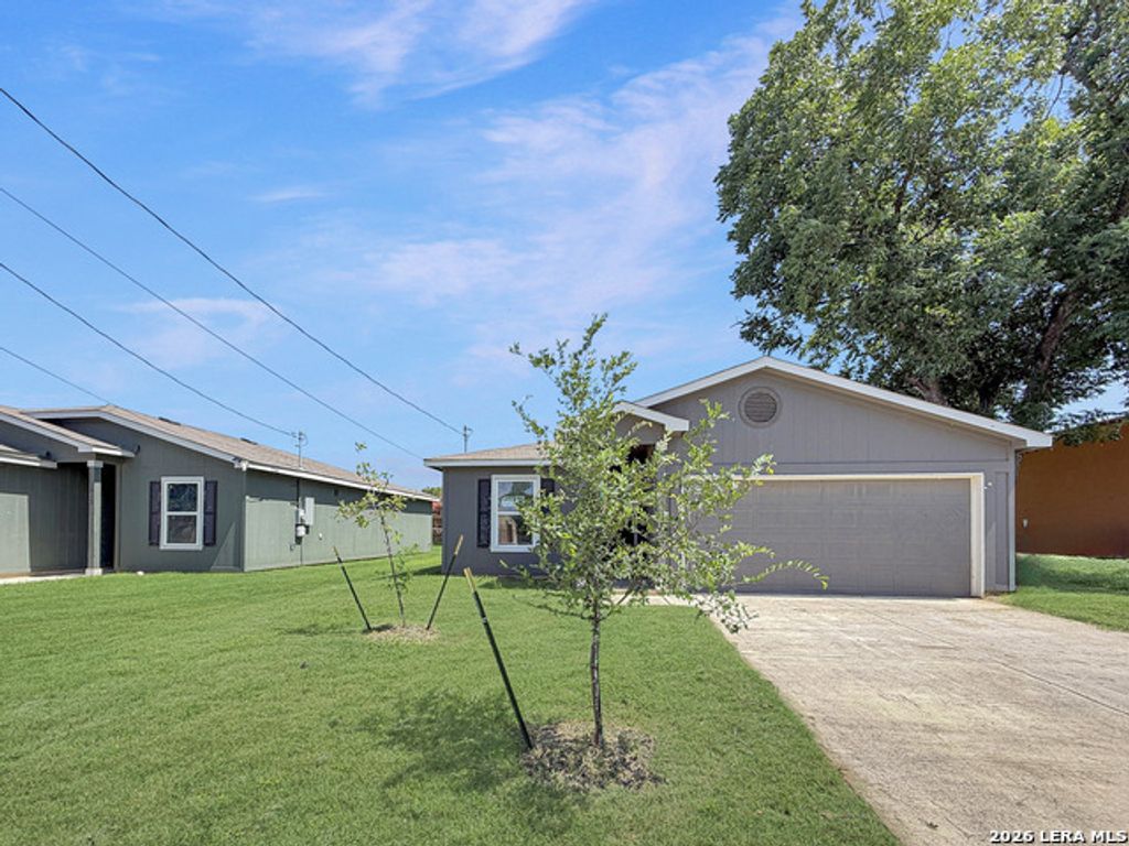 747 Rice Road, San Antonio
