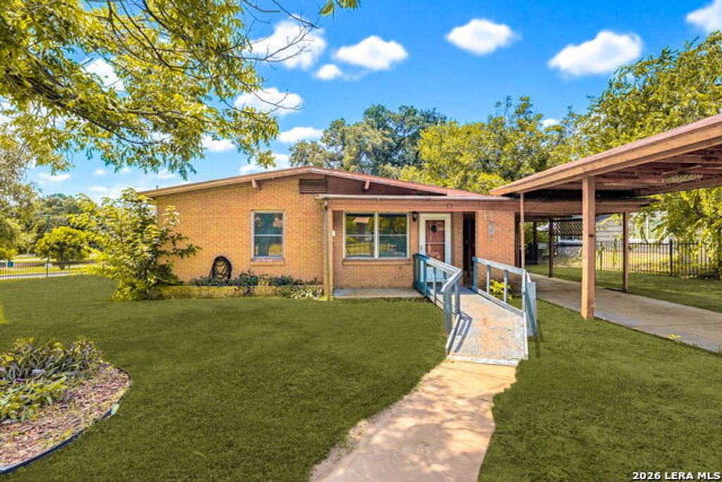 610 Pilgrim Drive, San Antonio