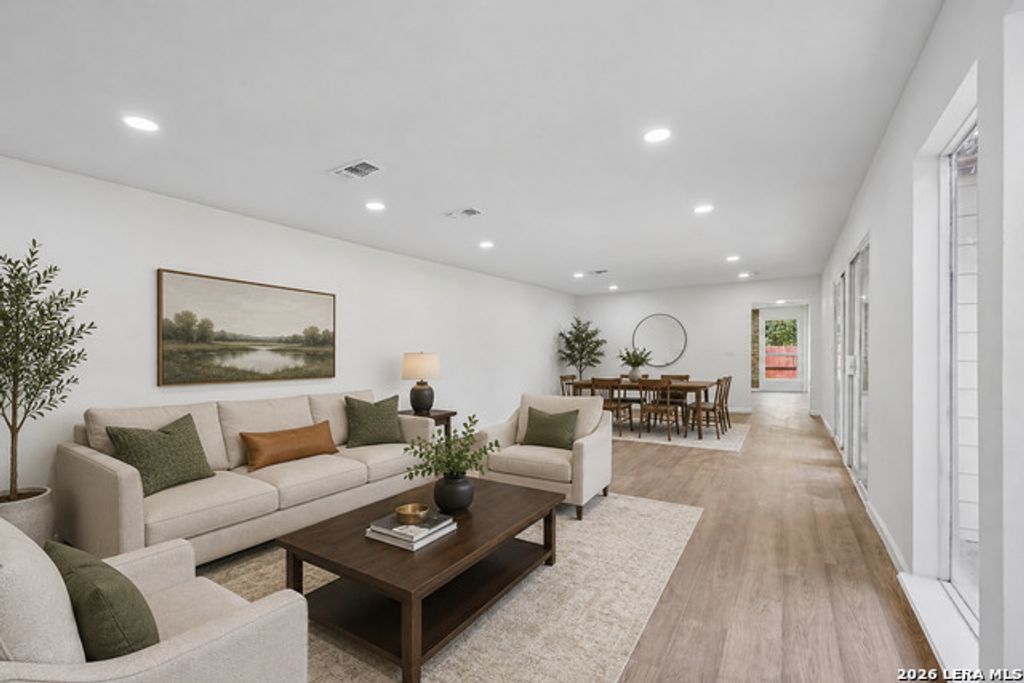 12010 Sailing Away St, Live Oak