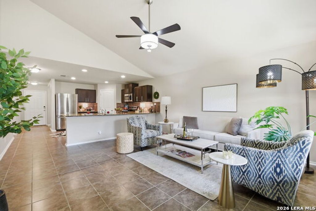 9011 Washburn Court, San Antonio