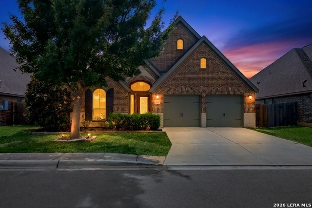 2912 Countryside Path, Seguin