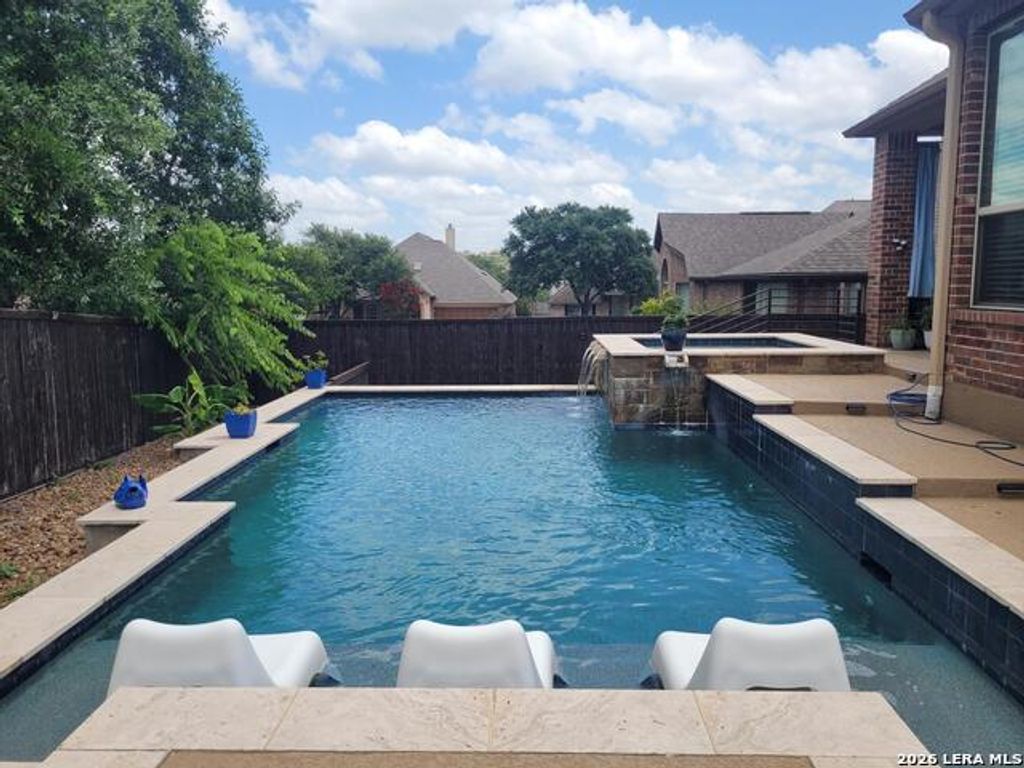 2619 Ladera Bnd, San Antonio