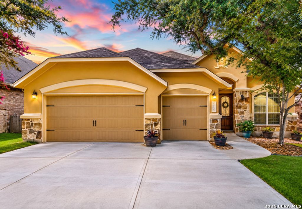 11423 Wake Robin, San Antonio