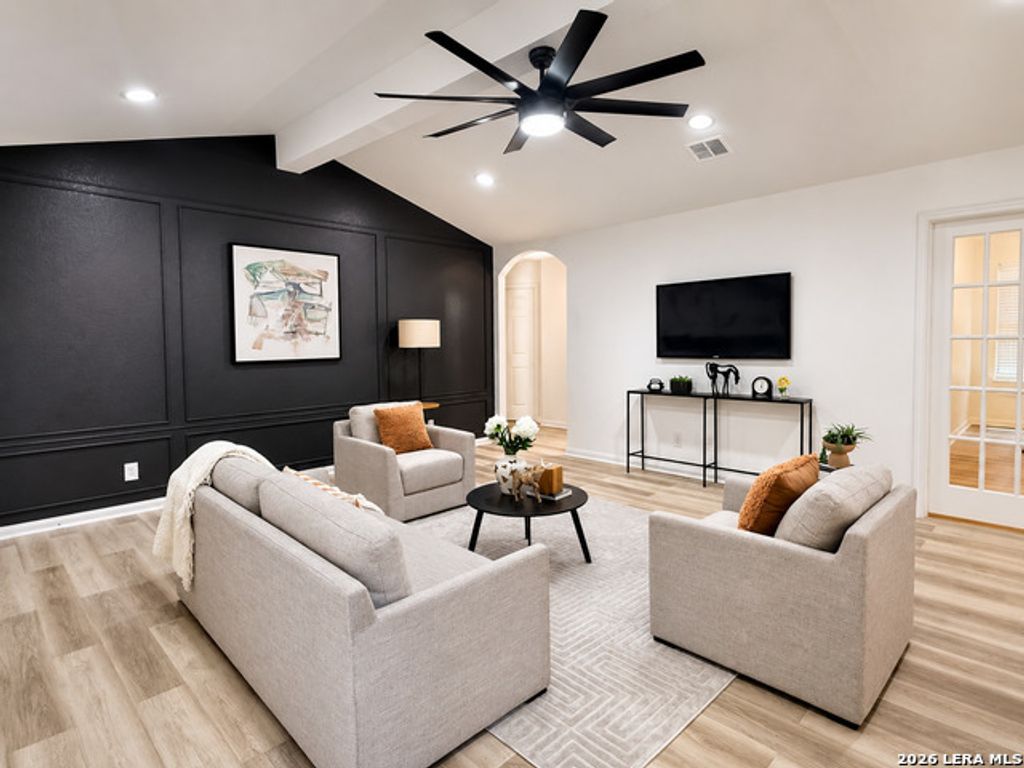 6050 Luckey Run, San Antonio