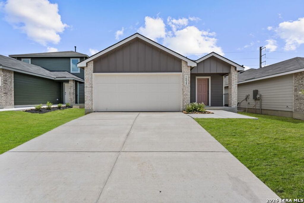 16048 Mahogany Way, Elmendorf