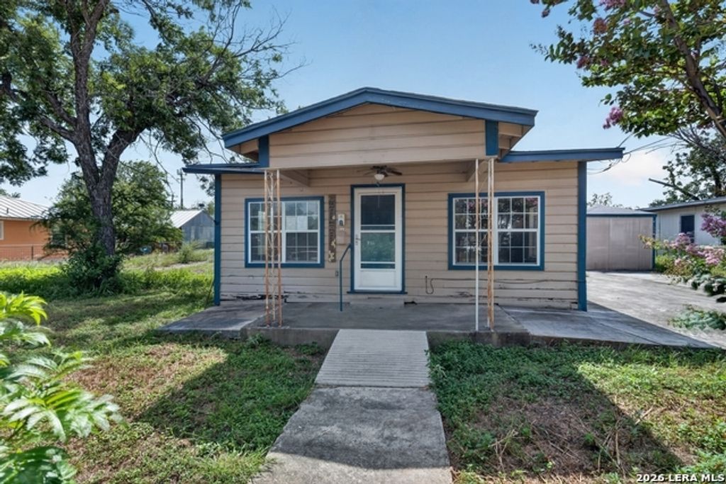 2107 El Jardin, San Antonio
