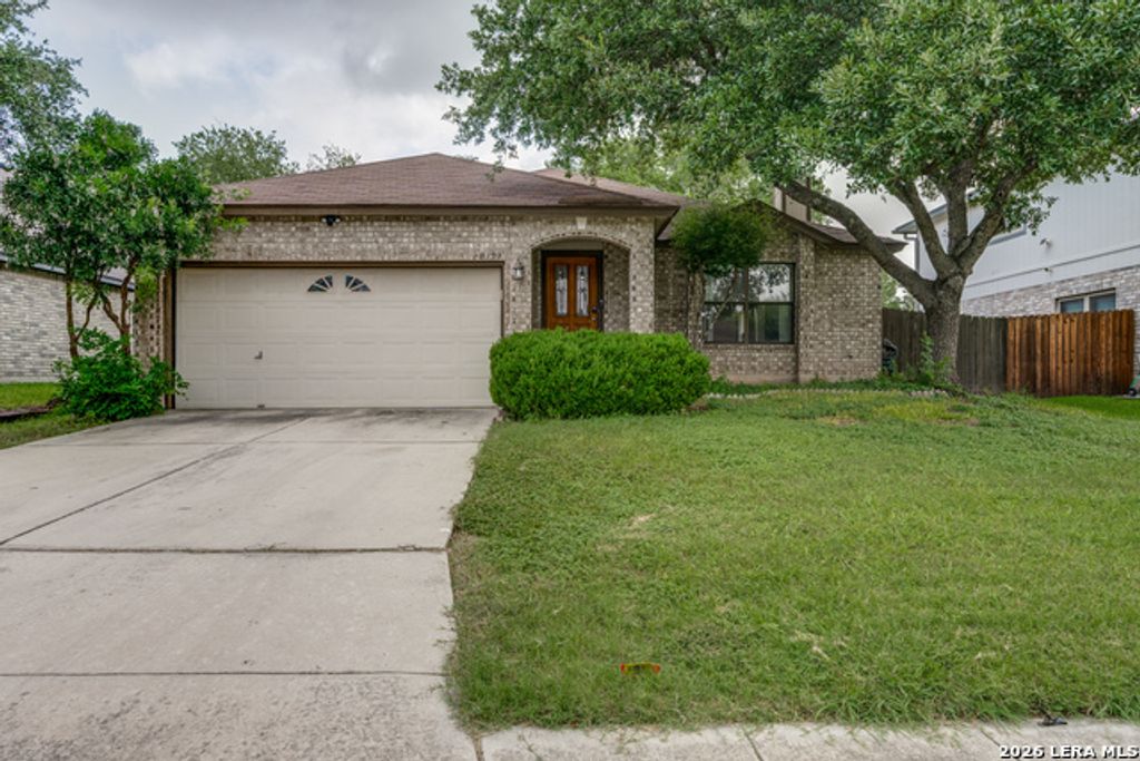 8139 Manderly Pl, Converse