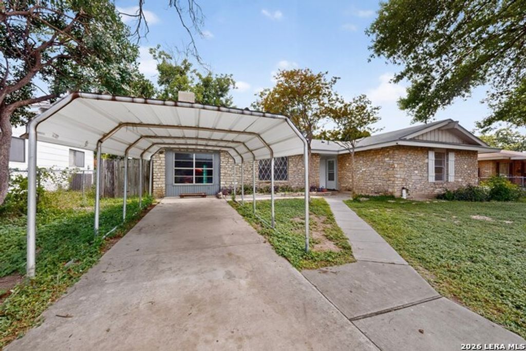 5215 Village Row, San Antonio