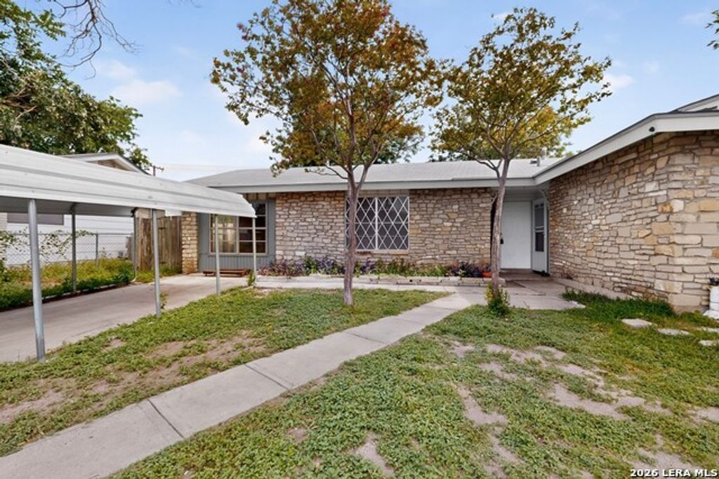 5215 Village Row, San Antonio