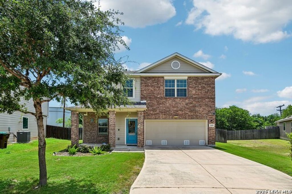 2418 Marbach Woods, San Antonio