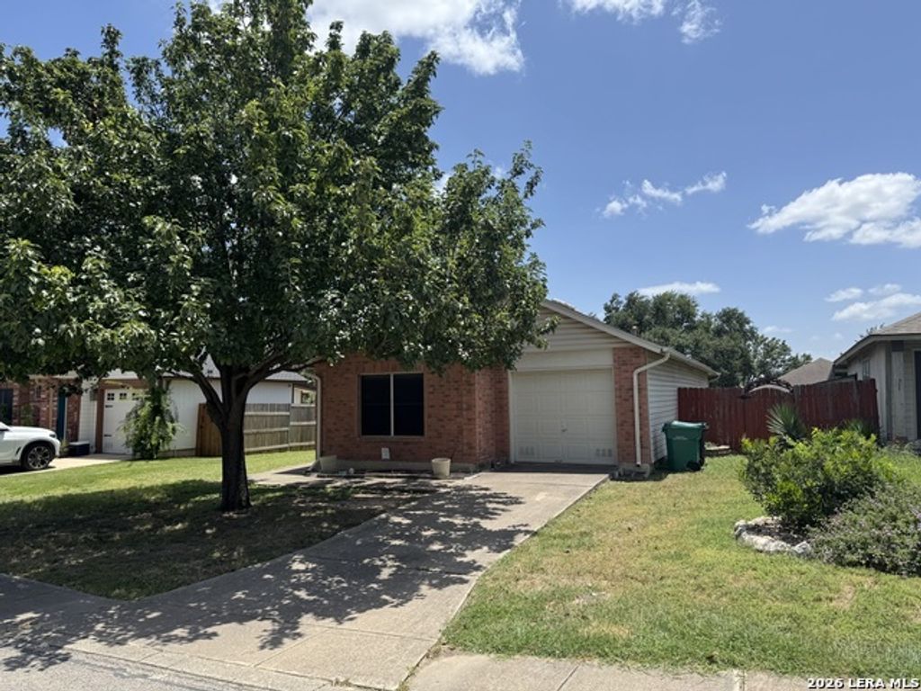 5407 Champions Hill Dr, San Antonio