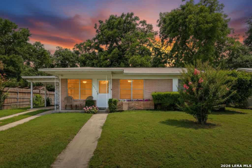 1823 Mccauley, San Antonio