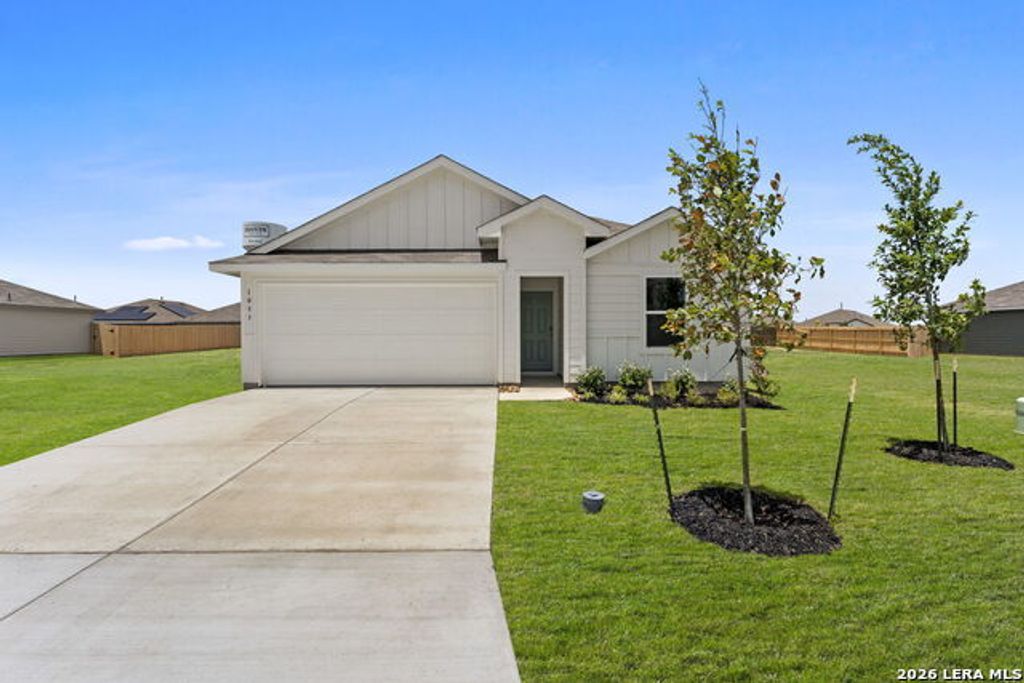 1053 Seedling Ln, Seguin