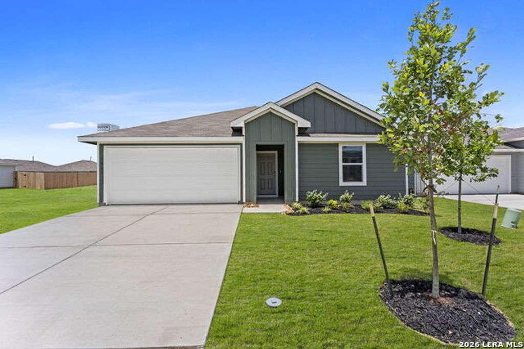 1061 Seedling Ln, Seguin