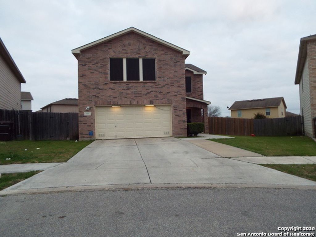 2702 Candleridge Dr, San Antonio